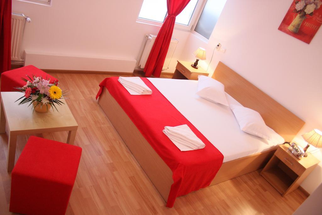 Hotel Sir Gara De Nord *