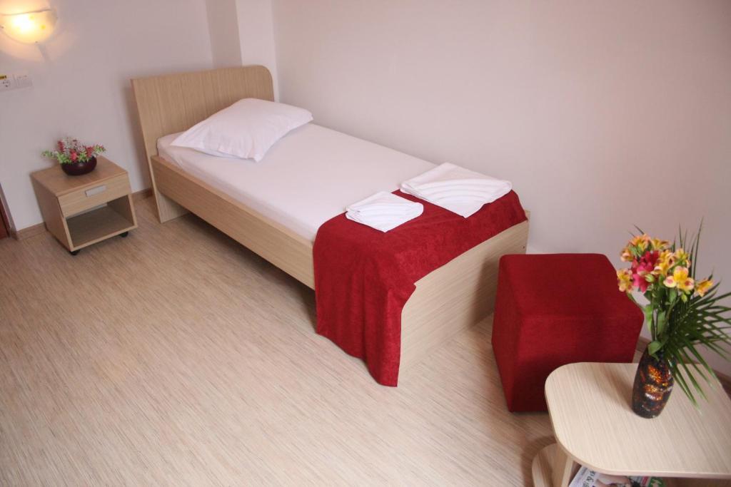 Sir Gara De Nord Hotel *